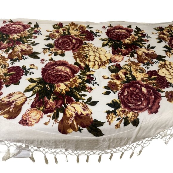B&B Accessories - Vintage Womens White Silk Velvet Floral Triangle Shawl w/ Fringe – 74” x 42”